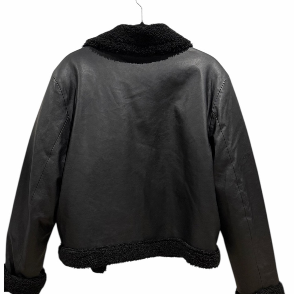 Hollister Womens Vegan Leather Sherpa Lined Biker Jacket XL NWT - Picture 4 of 12